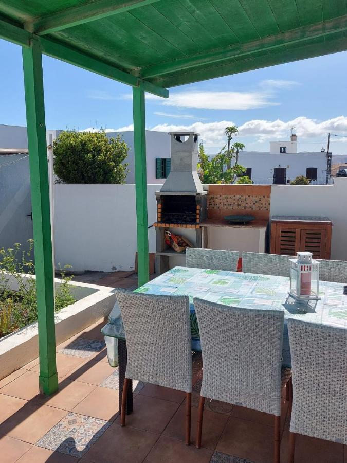Апартаменты Casa Antonia Reyes, A La Sombra De Famara Муньике Экстерьер фото