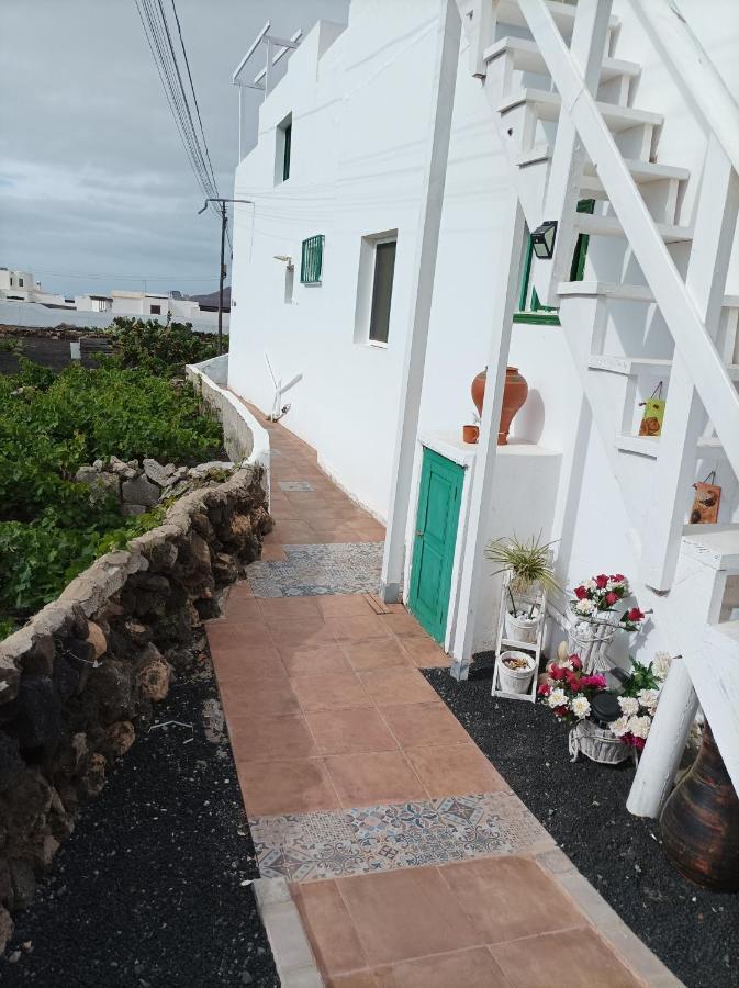 Апартаменты Casa Antonia Reyes, A La Sombra De Famara Муньике Экстерьер фото